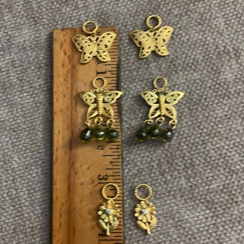 Five pairs of earring charms for hoop earrings - Picture 12 of 13